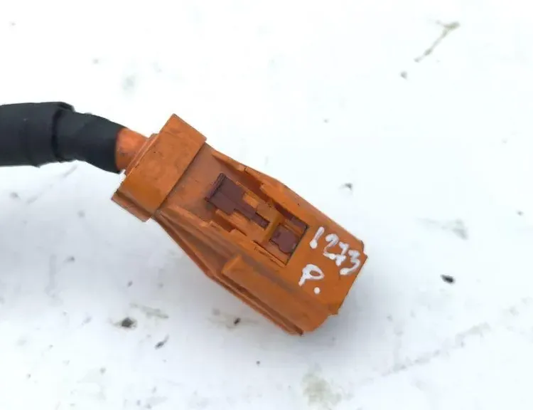 CITROËN C4 3 generation (2020-2023) Fil d'allumage haute tension (fil de bougie) 9832667880 34461120