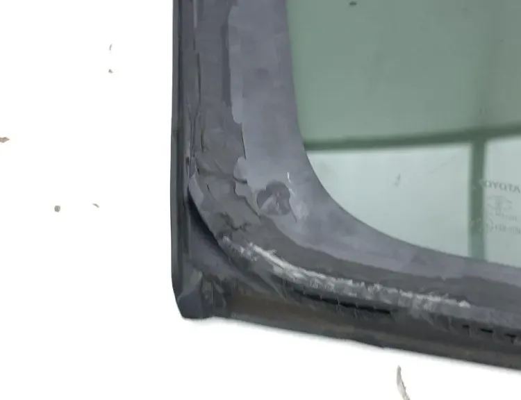 TOYOTA RAV4 5 generation (XA50) (2018-2024) Lunette arrière droite 34460057