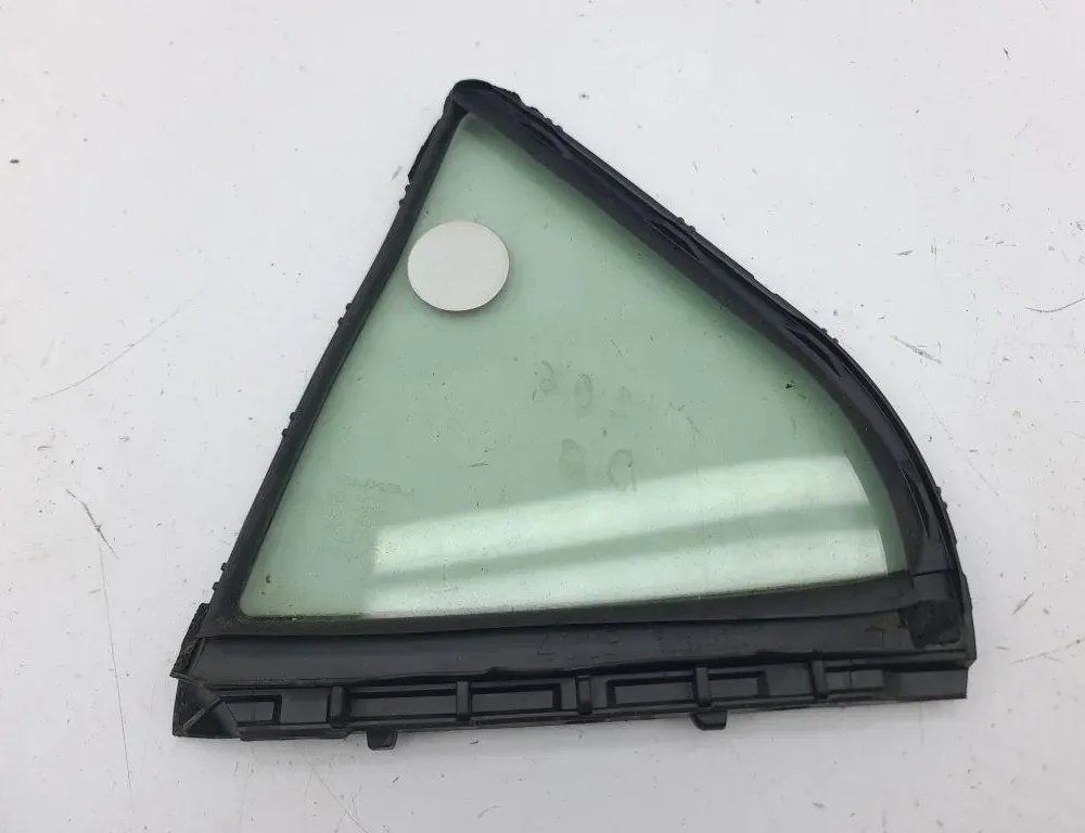 LEXUS IS XE30 (2013-2024) Lunette de porte arrière droite 34953822