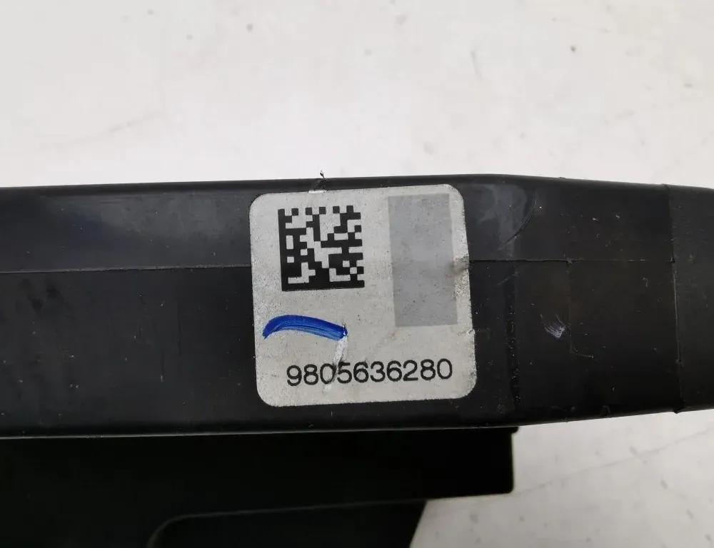 CITROËN C4 Picasso 2 generation (2013-2018) Serrure de porte arrière gauche 9805636280 34942363