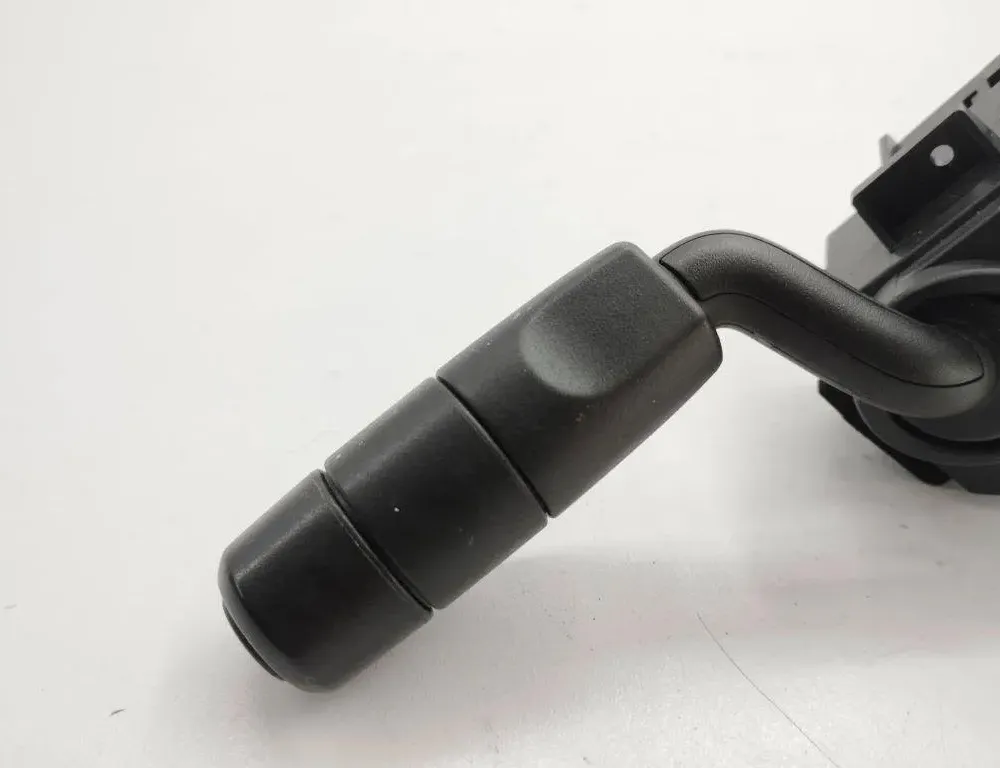 LAND ROVER Range Rover Sport 1 generation (2005-2013) Contrôle des essuie-glaces PA66MD40 30488827