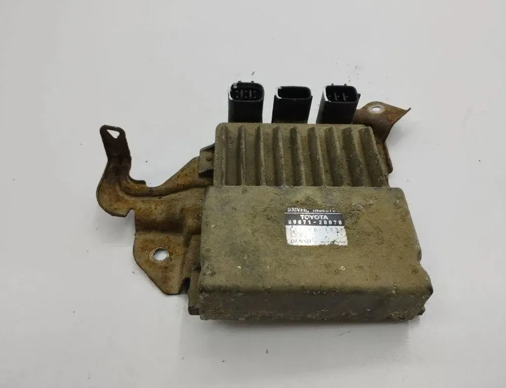 TOYOTA Avensis 2 generation (2002-2009) Calculateur d'injecteurs de carburant 8987120070,1310001371 30614229
