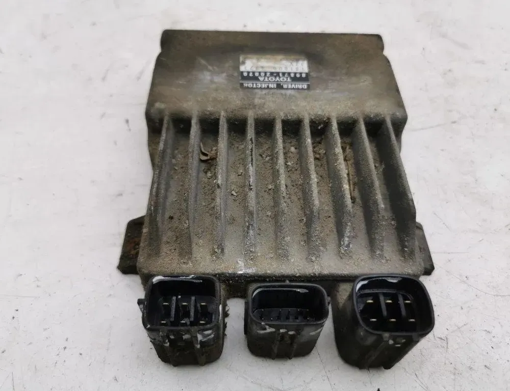 TOYOTA Avensis 2 generation (2002-2009) Calculateur d'injecteurs de carburant 8987120070,1310001371 31184491