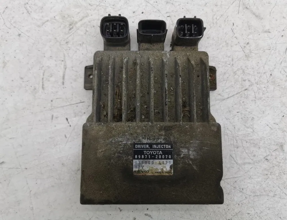 TOYOTA Avensis 2 generation (2002-2009) Calculateur d'injecteurs de carburant 8987120070,1310001371 31184491