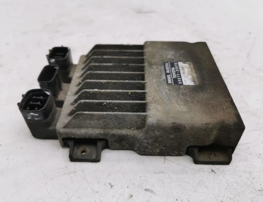 TOYOTA Avensis 2 generation (2002-2009) Calculateur d'injecteurs de carburant 8987120070,1310001371 31184491