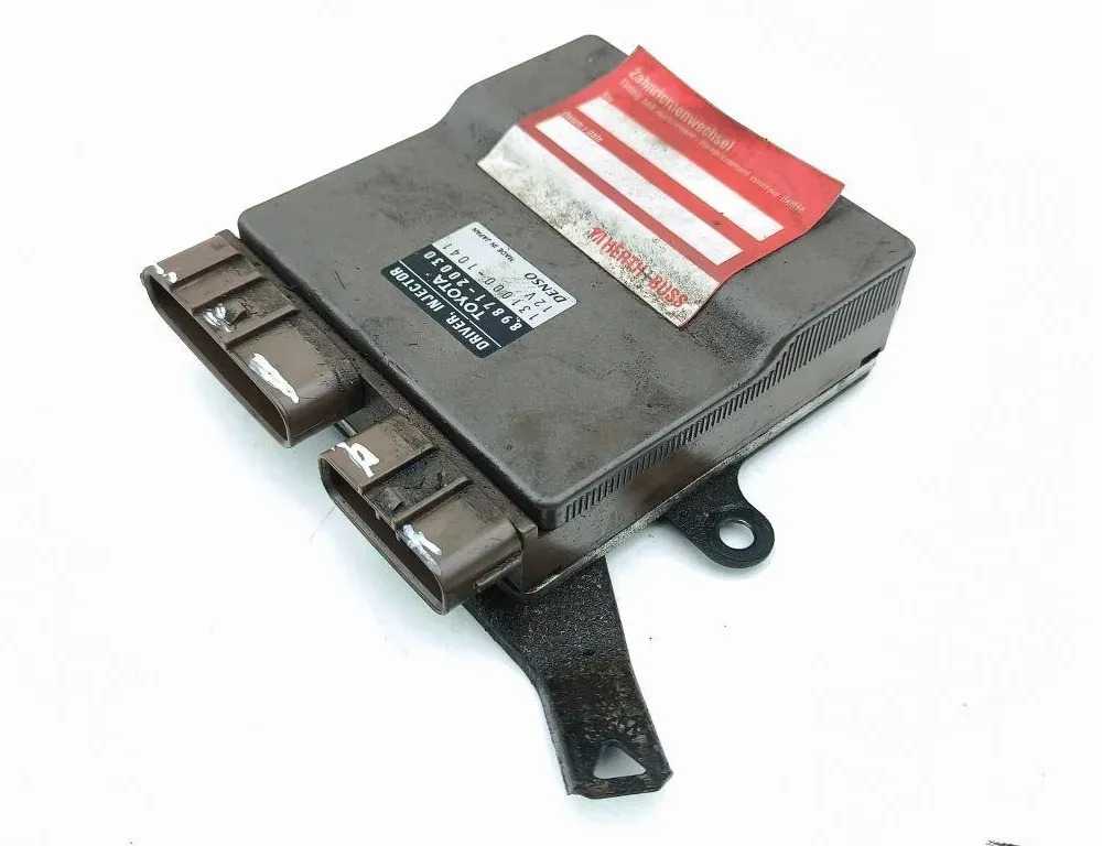 TOYOTA RAV4 2 generation (XA20) (2000-2006) Calculateur d'injecteurs de carburant 8987120030 33333655