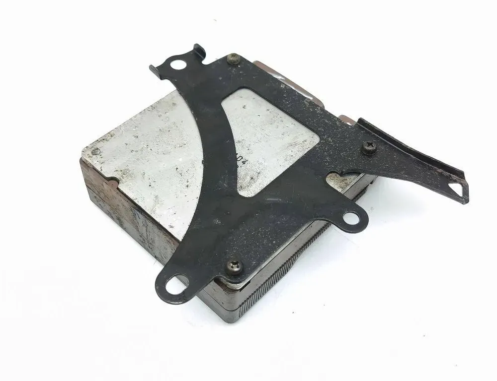 TOYOTA RAV4 2 generation (XA20) (2000-2006) Calculateur d'injecteurs de carburant 8987120030 33333655