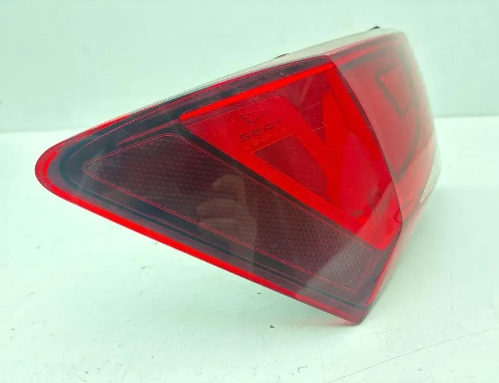 SEAT Ateca 1 generation (2016-2024) Feu arrière gauche 575945207D 34468807