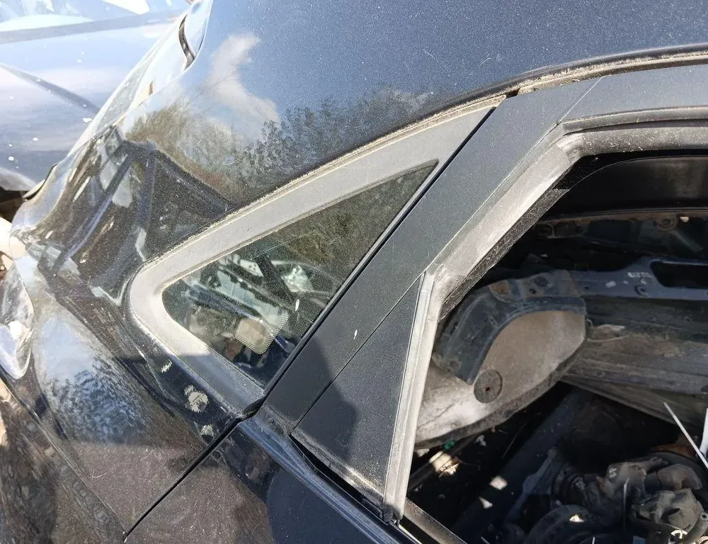 HYUNDAI i30 GD (2 generation) (2012-2017) Lunette arrière droite 34939405