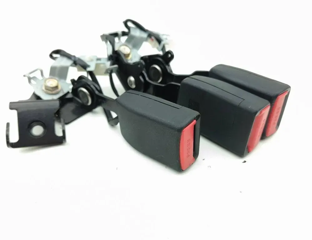 MAZDA CX-5 2 generation (2017-2024) Boucle du siège arrière central 0AL01C 34959863