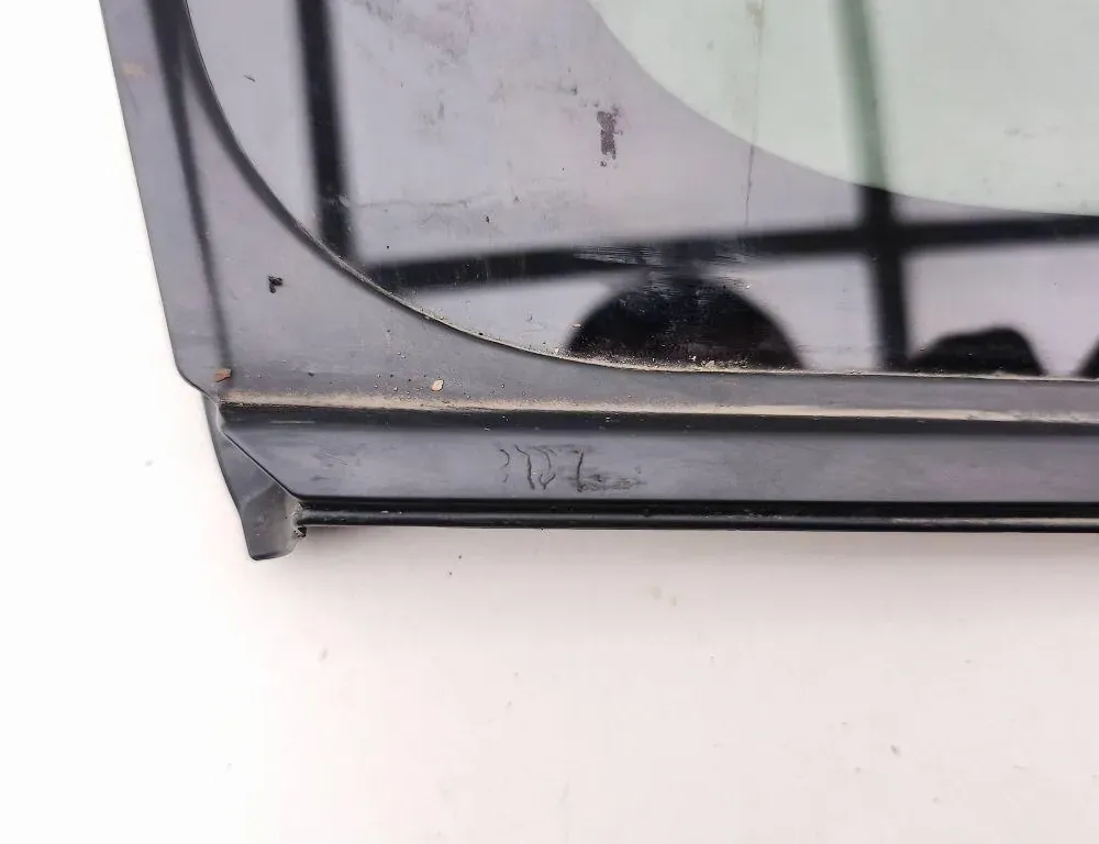 TOYOTA RAV4 5 generation (XA50) (2018-2024) Fenêtre de porte arrière gauche 34459894