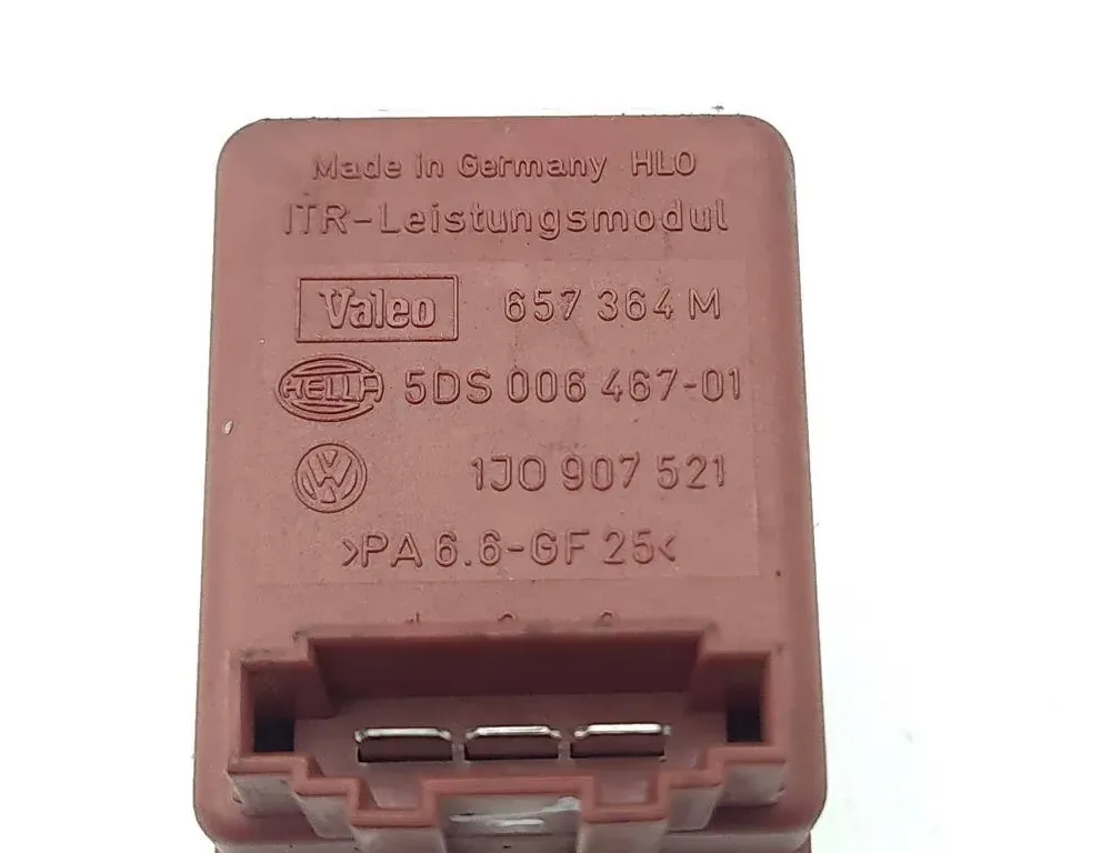 VOLKSWAGEN Bora 1 generation (1998-2005) Moteur de ventilateur de chauffage/résistance de ventilateur 657364M 34955093