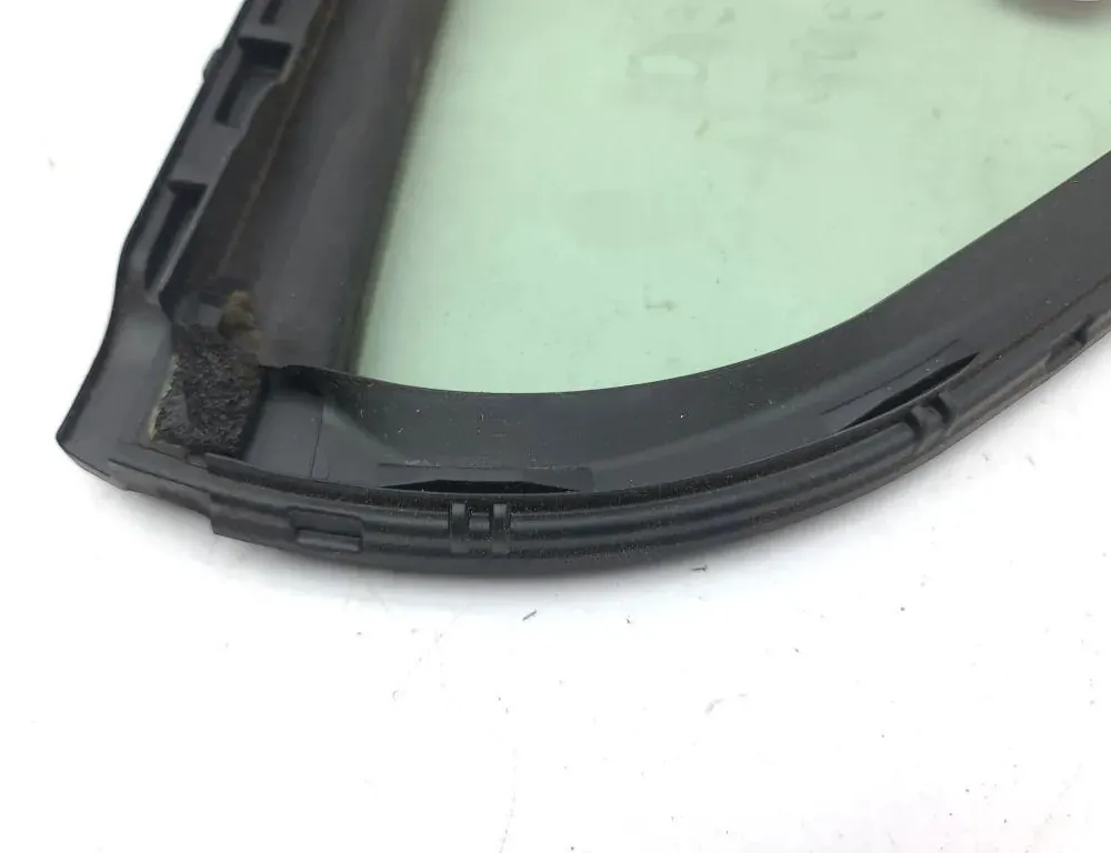 LEXUS IS XE30 (2013-2024) Lunette de porte arrière droite 34953822