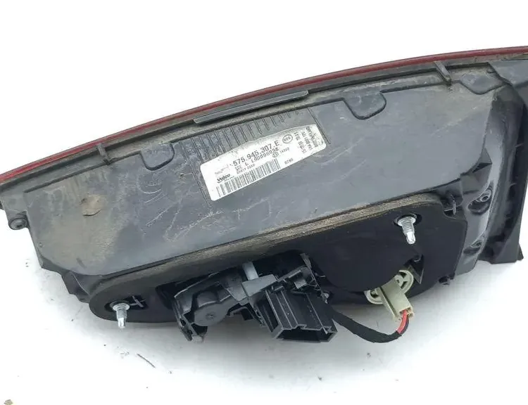 SEAT Ateca 1 generation (2016-2024) Feu arrière de hayon côté gauche 575945307E 34469938
