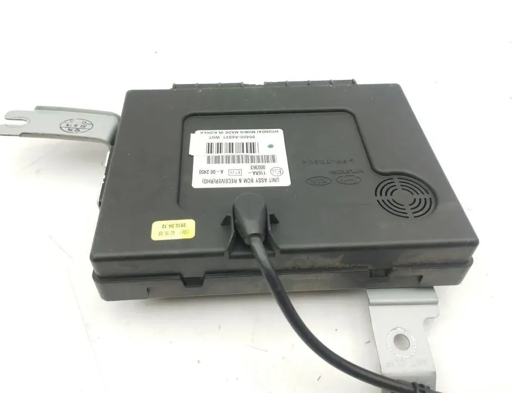 HYUNDAI i30 GD (2 generation) (2012-2017) Unité de contrôle de confort 95400A6821 34939419