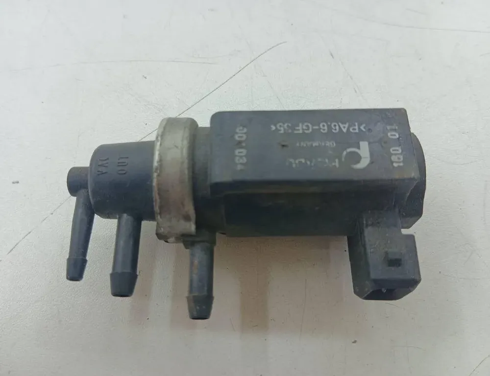 AUDI A4 B5/8D (1994-2001) Soupape à vide 059906627 34944148