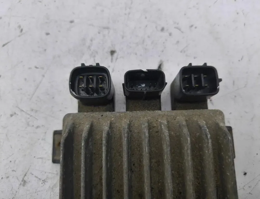 LEXUS IS XE20 (2005-2013) Calculateur d'injecteurs de carburant 1310001371 34814748