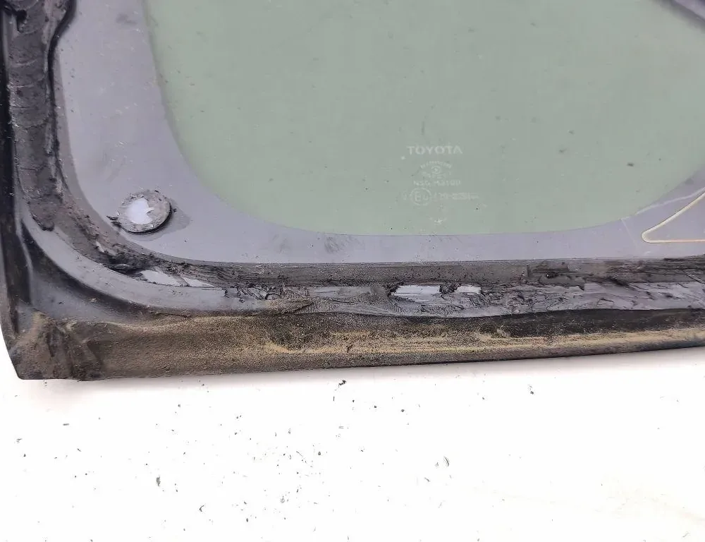 TOYOTA RAV4 5 generation (XA50) (2018-2024) Lunette arrière droite 34460024