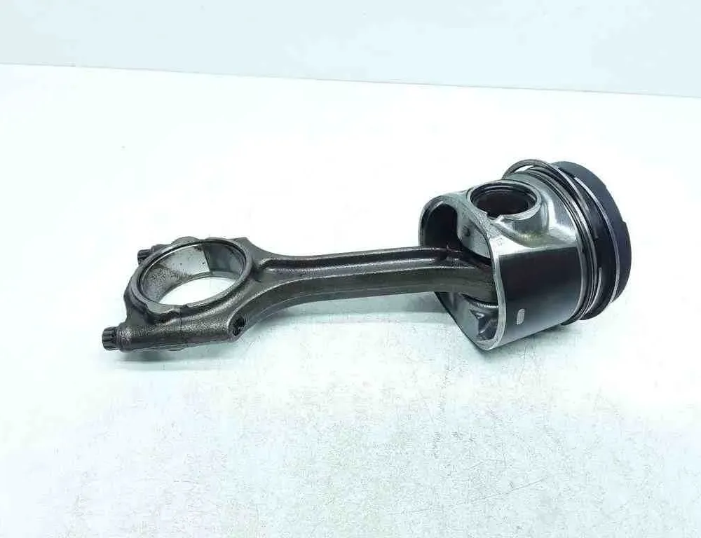 VOLVO V60 1 generation (2010-2020) Piston 81L123 32665172