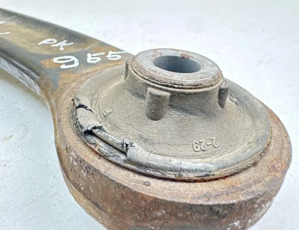 CITROËN C4 2 generation (2010-2024) Bras de triangle avant 823215 31352127