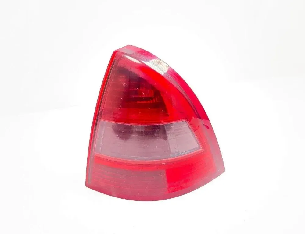 CITROËN C5 1 generation (2001-2008) Feu arrière droit 89034070 31398726