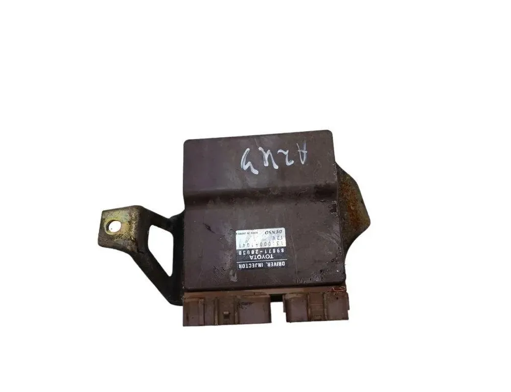 TOYOTA Avensis Verso 1 generation (2001-2003) Calculateur d'injecteurs de carburant 8987120030 31761780