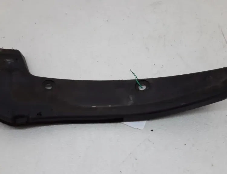 TOYOTA Previa 2 generation (2000-2006) Partie arrière du garde-boue intérieur arrière droit 6168228020 35103882