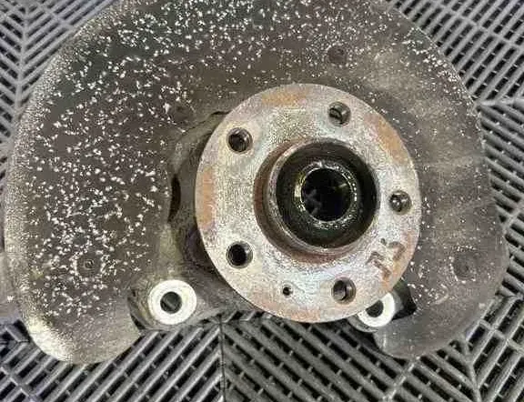 AUDI A6 C8/4K (2018-2024) Moyeu De Roue Avant Droit 4G0407242C 32456702