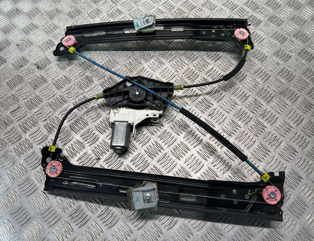 SEAT Alhambra 2 generation (2010-2021) Lève-vitre de porte arrière gauche 7N0843699 35521918