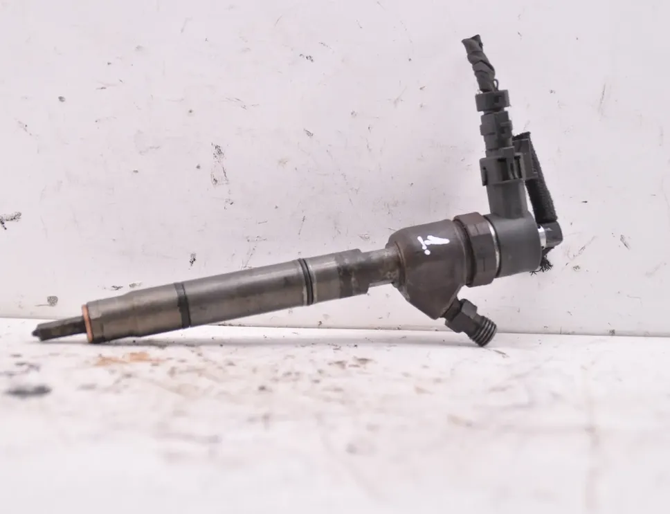 HYUNDAI i30 FD (1 generation) (2007-2012) Injecteur de carburant 338002A400 33446060