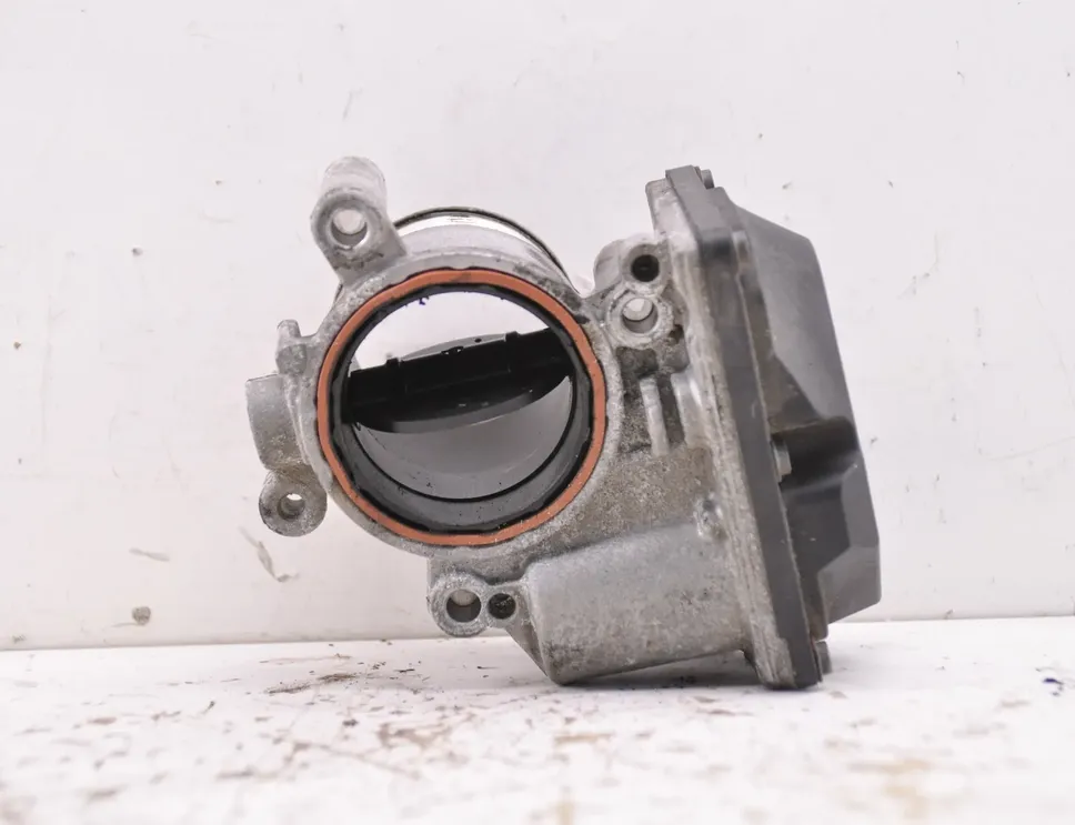 AUDI A4 B8/8K (2011-2016) Corps de papillon 03L128063AC 33605775