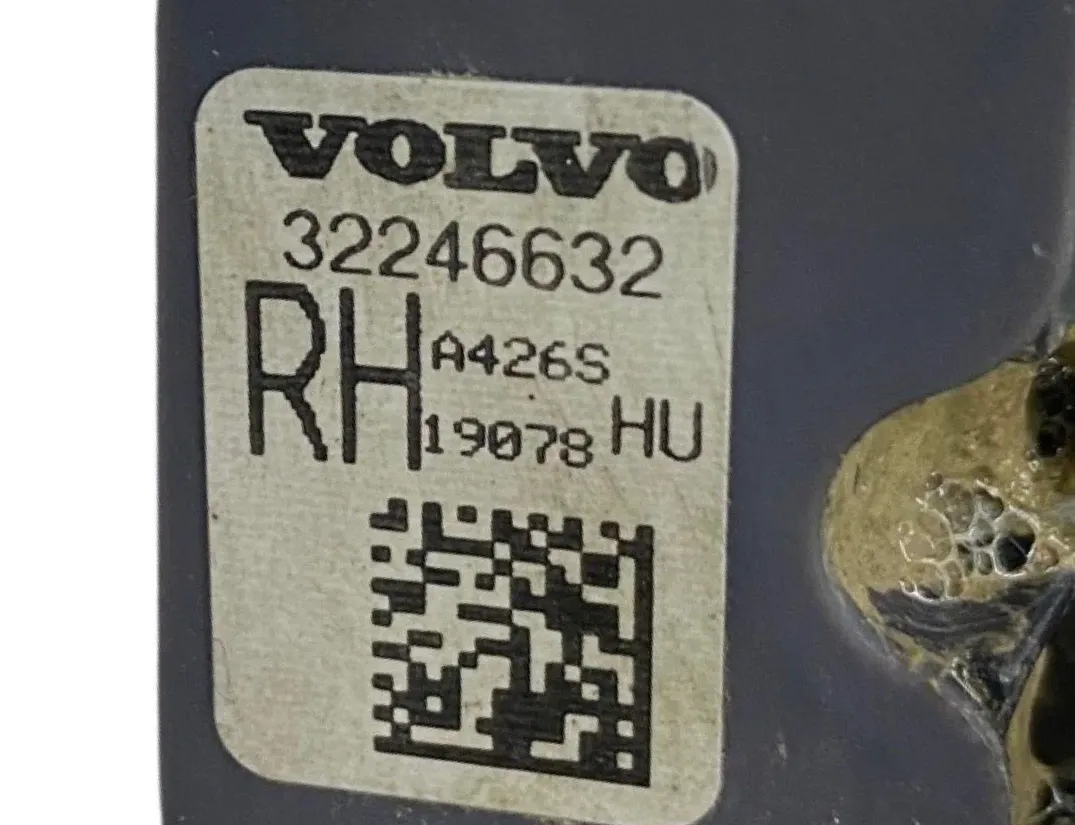 VOLVO S90 2 generation (2016-2023) Capteur de niveau de hauteur arrière droit 32246632 30144789