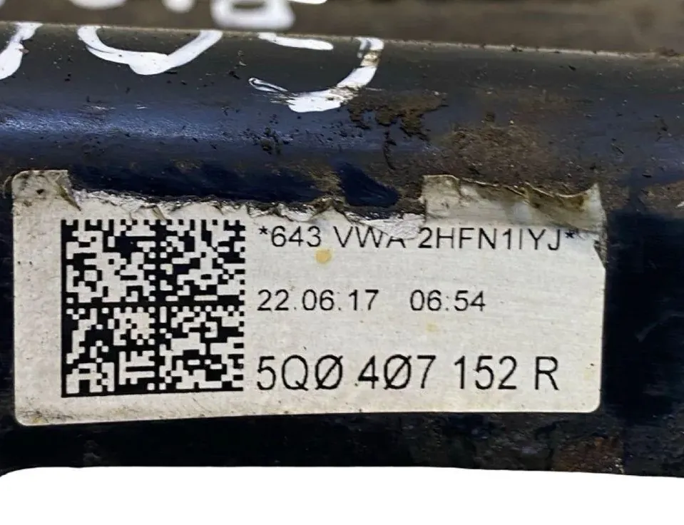 VOLKSWAGEN Variant VII TDI (2014-2024) Bras de triangle avant 5Q0407152R 34497833
