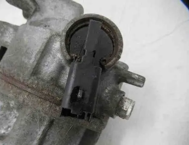 PEUGEOT 208 Peugeot 208 (2012-2015) Pompe de climatisation 9672247080 32475524