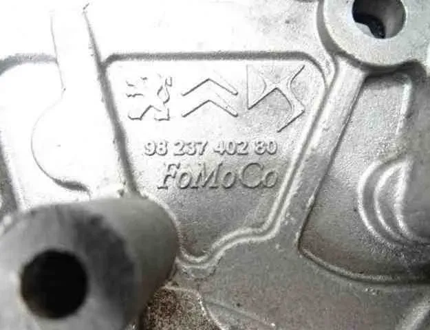 PEUGEOT Partner 2 generation (2008-2023) La pompe à huile 9823740280 32494791
