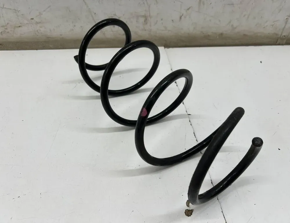 TOYOTA Yaris 4 generation (2020-2023) Ressort hélicoïdal avant gauche 34988665