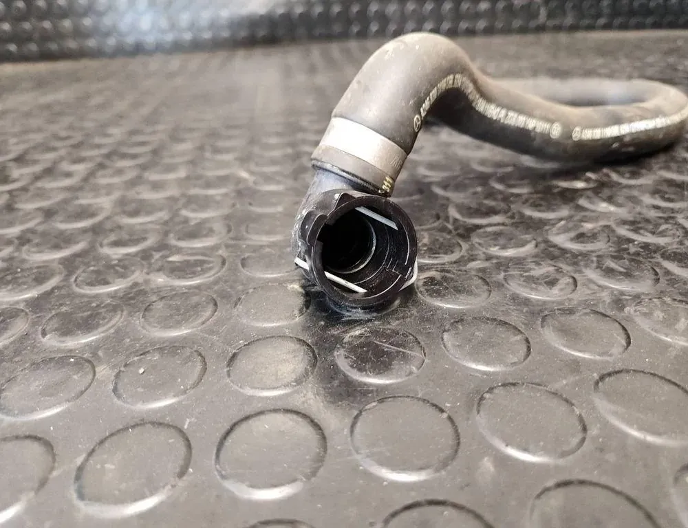 MERCEDES-BENZ CLA-Class C117 (2013-2016) Tuyau de liquide de refroidissement A2468303196 33174375