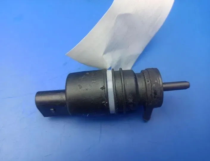 MERCEDES-BENZ C-Class W203/S203/CL203 (2000-2008) Moteur de réservoir de laveuse W203 21210155