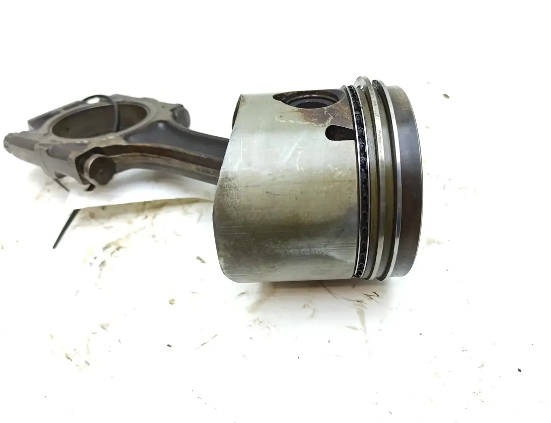 JAGUAR XJS Piston C39910S 30238296