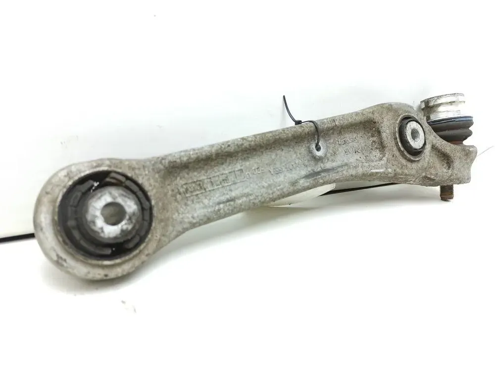 AUDI A4 B9/8W (2015-2024) Bras de triangle avant 8w0407155a 34644391