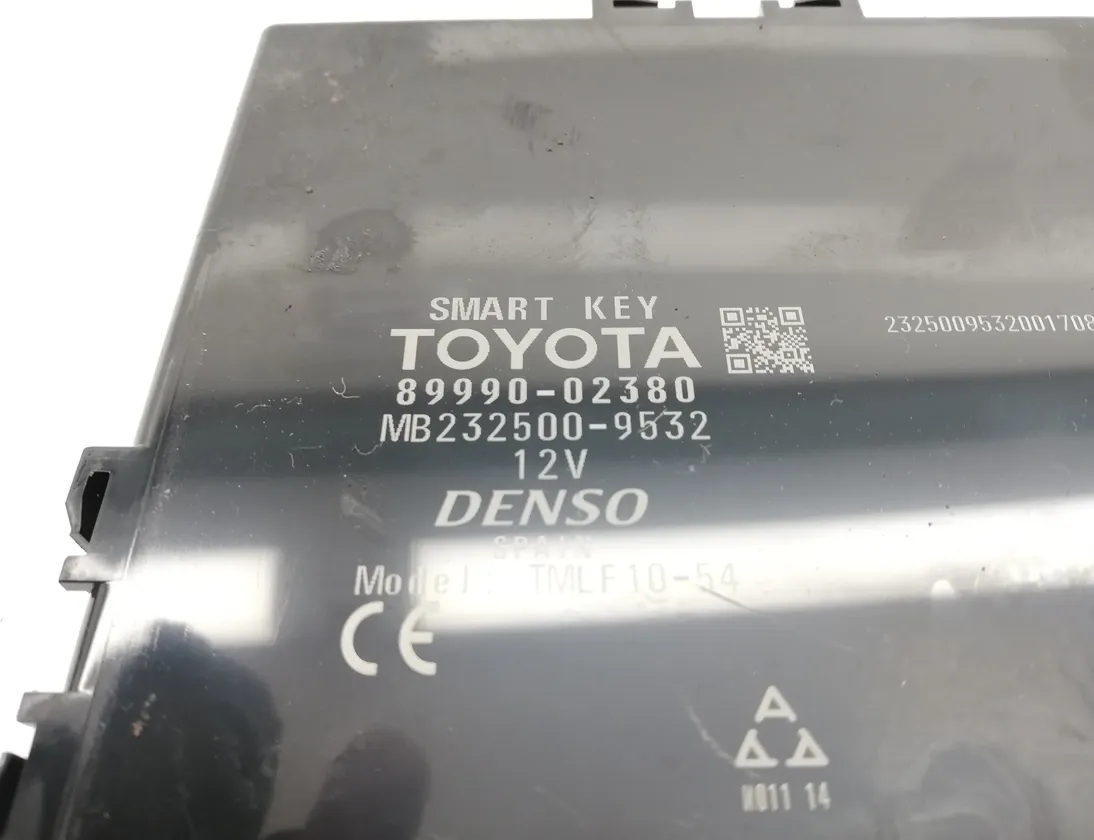 TOYOTA Auris 2 generation (2012-2015) Unité de commande sans clé 89990-02380 14182744