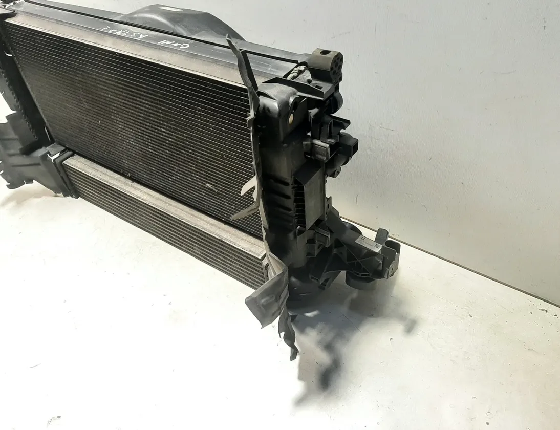 OPEL Astra K (2015-2021) Pièces de refroidissement 39075515,39013322,13466590,39075518 28507706