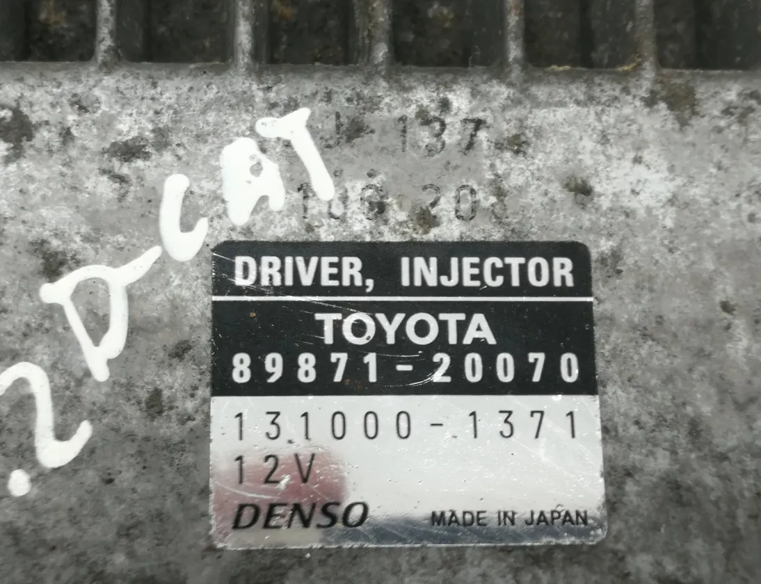 TOYOTA Corolla E120 (2000-2008) Calculateur d'injecteurs de carburant 89871-20070 4091013