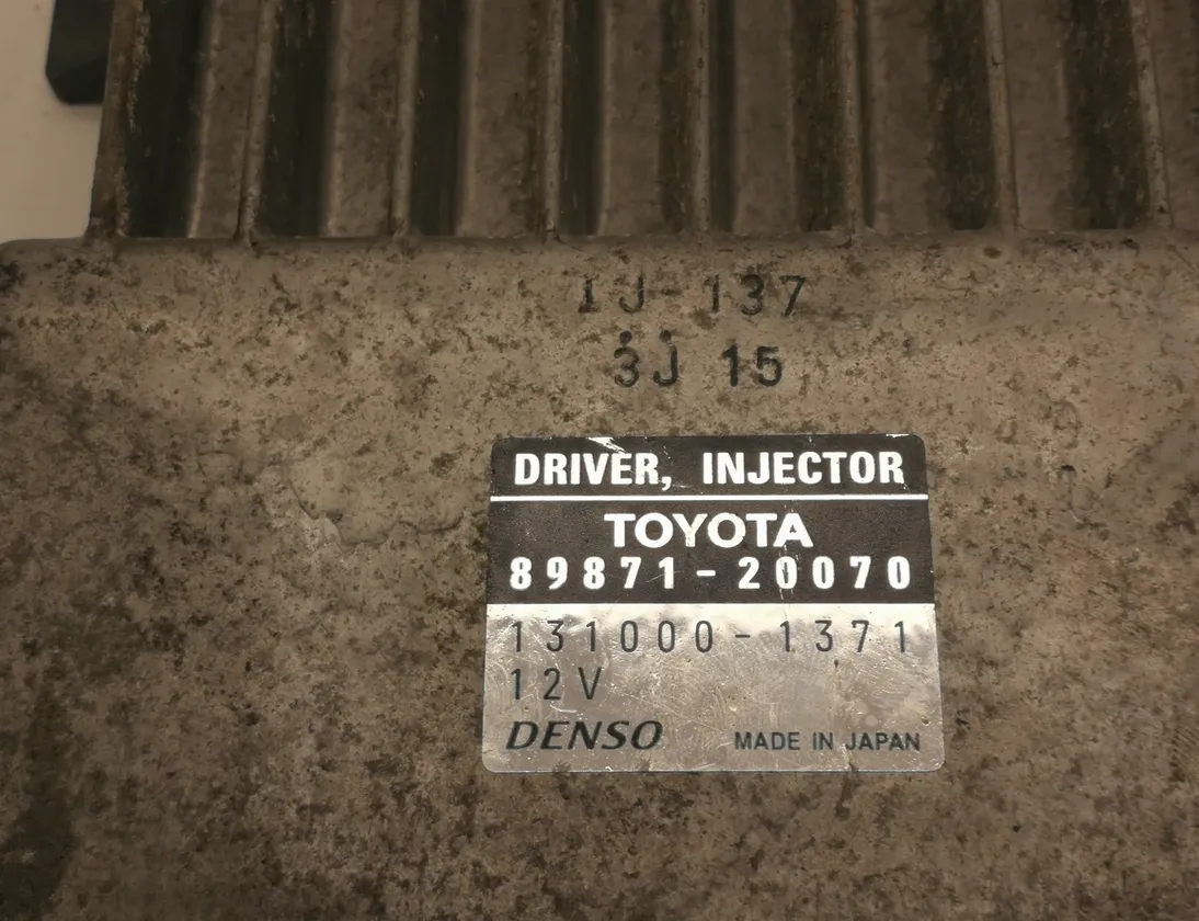 TOYOTA Avensis 2 generation (2002-2009) Calculateur d'injecteurs de carburant 89871-20070 4091233