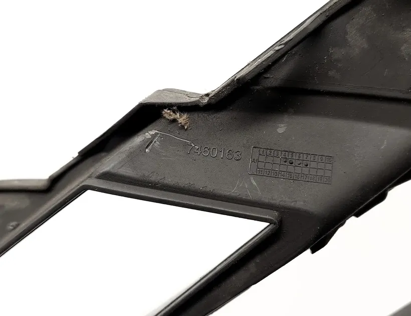 BMW 2 Series Active Tourer F45 (2014-2018) Grille inférieure du pare-chocs avant 7460163 34496523