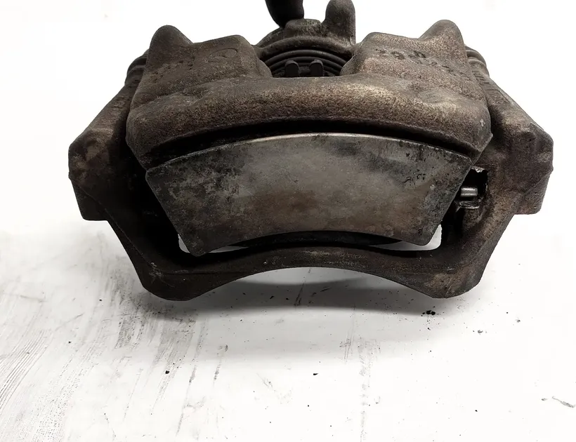 MERCEDES-BENZ GLA-Class X156 (2013-2020) Étrier de frein avant gauche 34496115