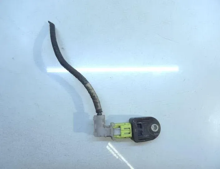 TOYOTA Prius 3 generation (XW30) (2009-2015) Capteur d'impact arrière droit 8917375010 25726039