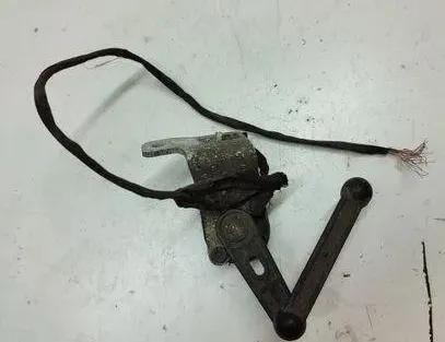 BMW 7 Series F01/F02 (2008-2015) Capteur de niveau avant gauche 6861351 25728077