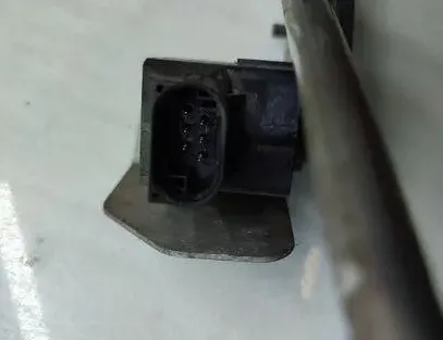 BMW 5 Series E60/E61 (2003-2010) Capteur de niveau avant gauche 6784694 25736165