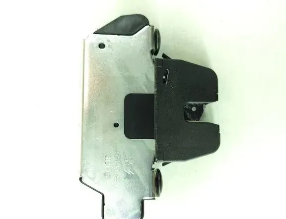 PEUGEOT 208 Peugeot 208 (2012-2015) Verrouillage du coffre du hayon 9684648680 33229992